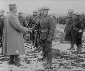 The French award American soldiers with medals, 1918 / Netherlands Institute for Sound and Vision / Bridgeman