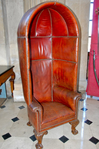 The Porter's Chair in the Great Hall, Blenheim Palace 